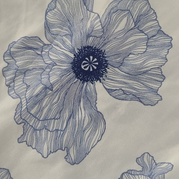 Madderson London Charlott silk floral Print navy blue bow ribbon detail blouse - Picture 3 of 7